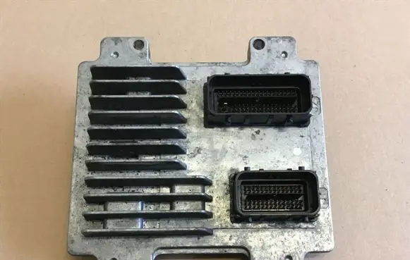 Opel Insignia A Engine control unit/module 86AATS56028601Q9 12636386