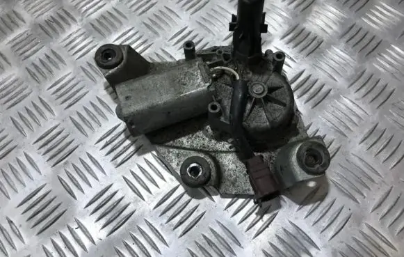 Peugeot 206 Rear window wiper motor 9628679980