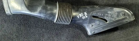 Volvo V70 Air intake duct part SAA3 8638624