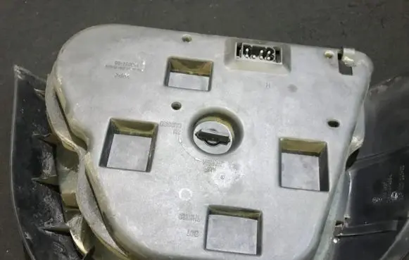 BMW 5 E39 Tail light bulb cover holder 14603400 146034-00