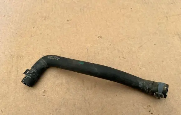 Audi A4 S4 B9 8W Engine coolant pipe/hose 8W1819373C