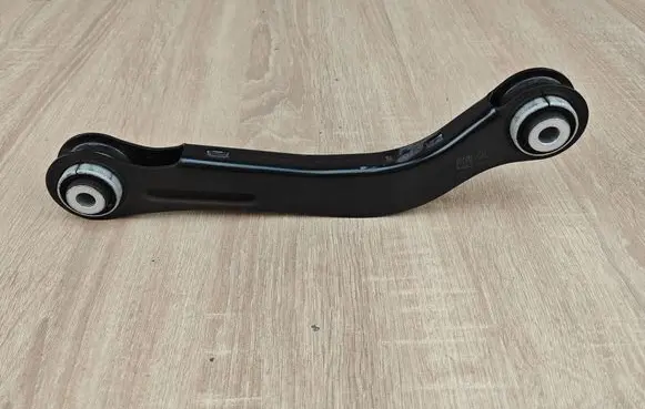 BMW 4 G22 G23 G24 G26 Rear upper control arm/wishbone 6881199 6881201
