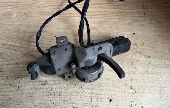 Mazda 626 Rear door window regulator motor