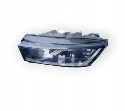 Skoda Octavia Mk4 Headlight/headlamp 5E4941015A