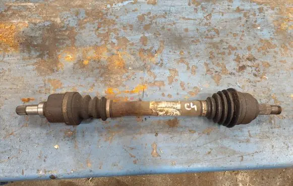 Citroen C4 I Front driveshaft 9636786780