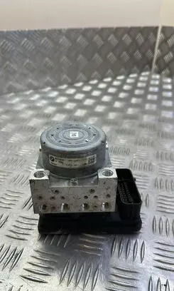 BMW 4 F32 F33 ABS Pump 6897113