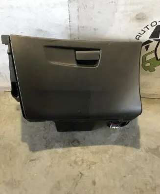 Citroen C4 II Picasso Glove box 9677842077