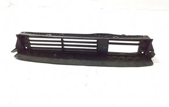 Nissan Qashqai J12 Intercooler air channel guide 214216UA0A