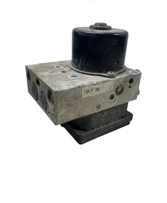 Volvo V70 ABS Pump P30714952