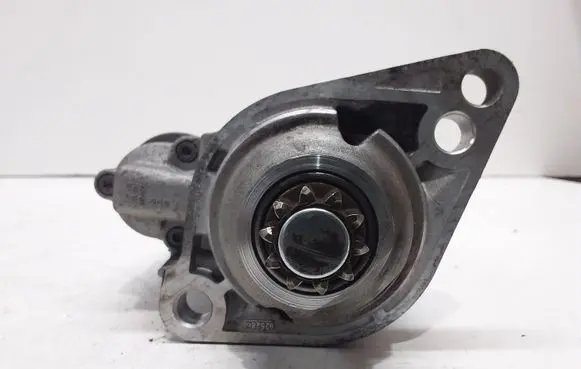 Volkswagen Golf VI Starter motor 02Z911023E