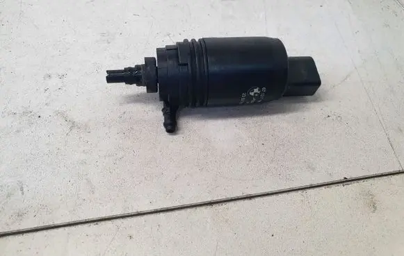 BMW 5 E60 E61 Windscreen/windshield washer pump 67127199567 23537610
