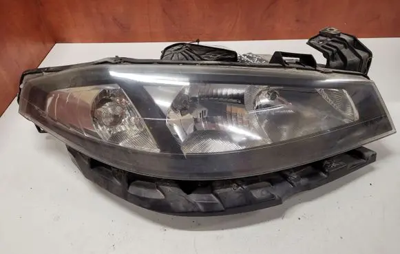 Renault Laguna II Headlight/headlamp 8200481197 89900470