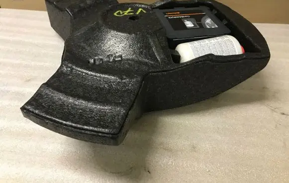Volvo XC70 Spare wheel mounting bracket 31317345