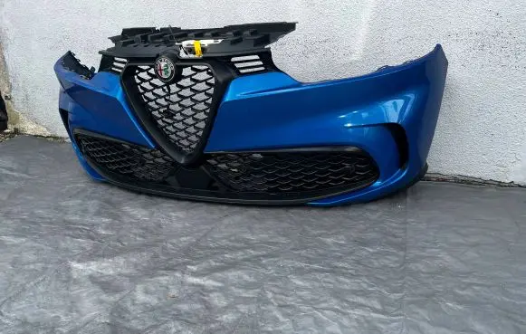 Alfa Romeo Tonale Front bumper