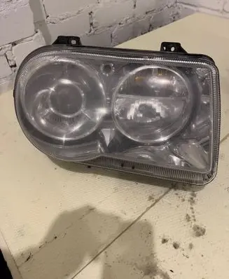 Chrysler 300 - 300C Headlight/headlamp 30987 300NLHD00 010320073