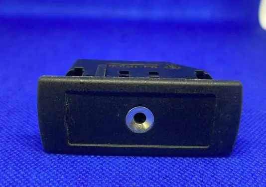 Mercedes-Benz E W212 AUX in-socket connector A2188200087