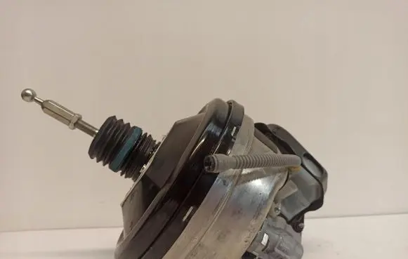 Audi A4 S4 B9 8W Brake booster 8W0612103B