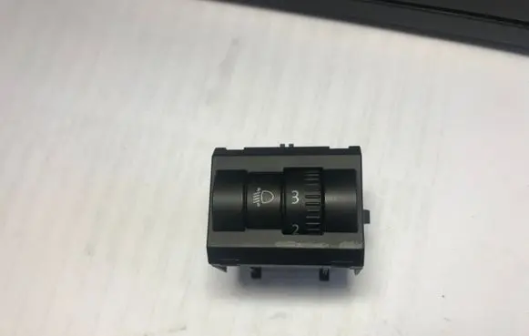 Skoda Fabia Mk2 (5J) Headlight level height control switch 5J0941333A