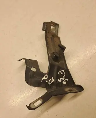 BMW 4 F36 Gran coupe Fender mounting bracket 