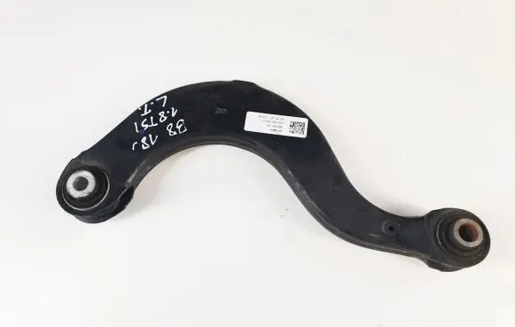 Volkswagen PASSAT B8 Rear control arm