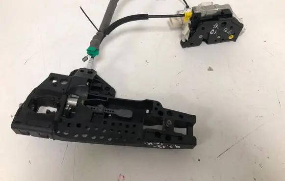 Audi Q3 8U Rear door lock