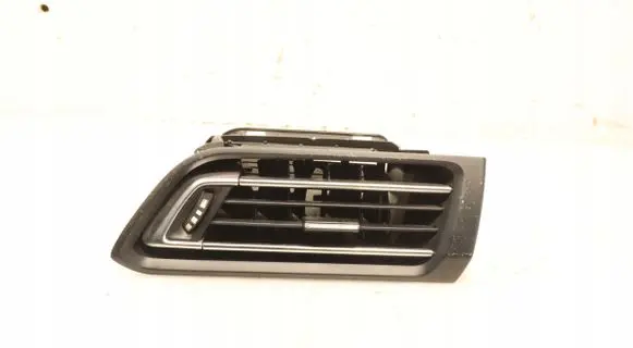 Dashboard side air vent grill/cover trim