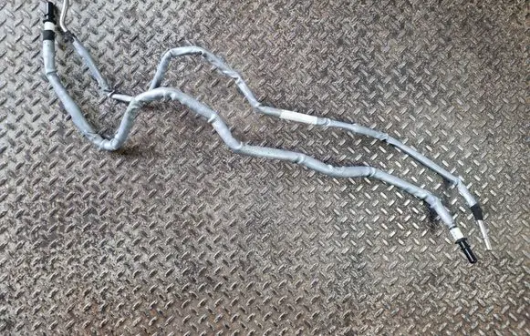 BMW 2 F44 Fuel line pipe