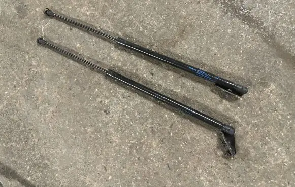 Nissan Juke II F16 Rear window strut damper 