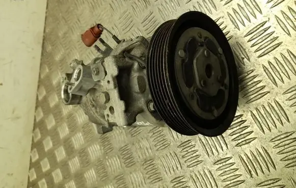 Volkswagen Golf VIII Air conditioning (A/C) compressor (pump) 5WA816803A