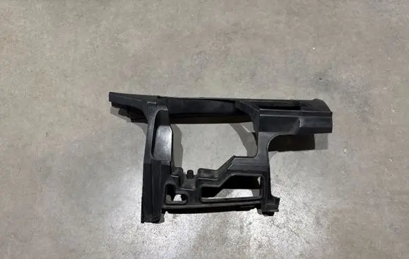 Volkswagen Golf VI Front bumper mounting bracket 5K0807724B