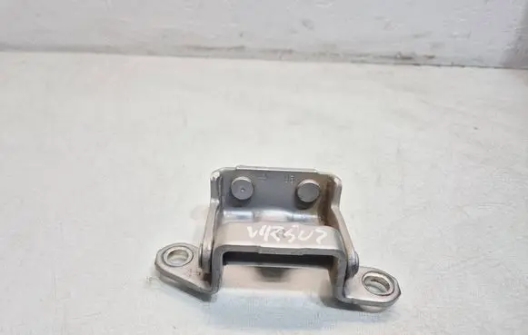 Nissan Rogue Rear door upper hinge