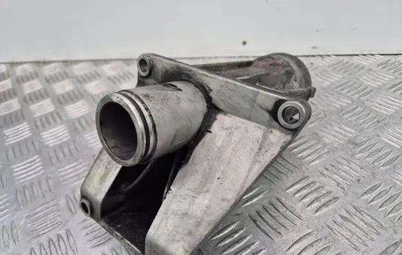 BMW X5 E70 Driveshaft support bearing bracket 7552540