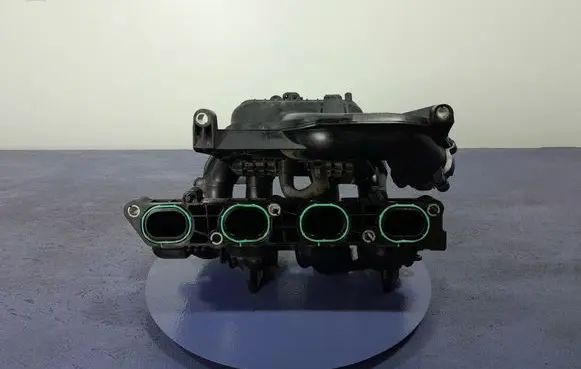 Ford Focus Intake manifold 4M5G9424CE