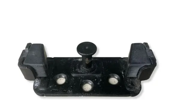BMW 3 E90 E91 Loading door lock loop/hook striker 7078167