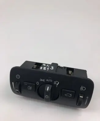 Volvo V40 Light switch 30739425