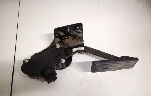Chrysler Grand Voyager IV Accelerator throttle pedal 04861650ab