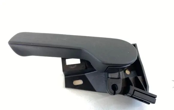 Volkswagen PASSAT B6 Engine bonnet (hood) release handle 1K1823633 1J1823533C