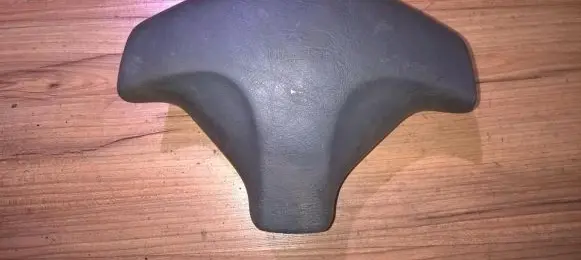 Mitsubishi Colt Steering wheel airbag