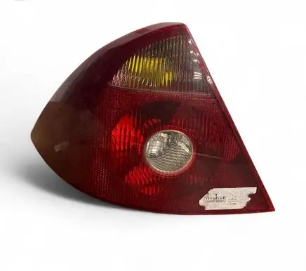 Ford Mondeo MK II Rear/tail lights 1S7113405A