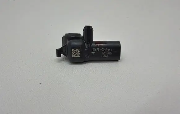 Tesla Model Y Airbag deployment crash/impact sensor 103676100A 221205