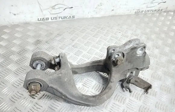 Opel Astra J Front wheel hub spindle knuckle