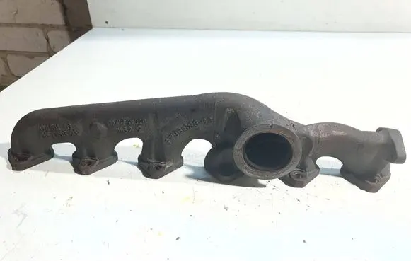 Exhaust manifold