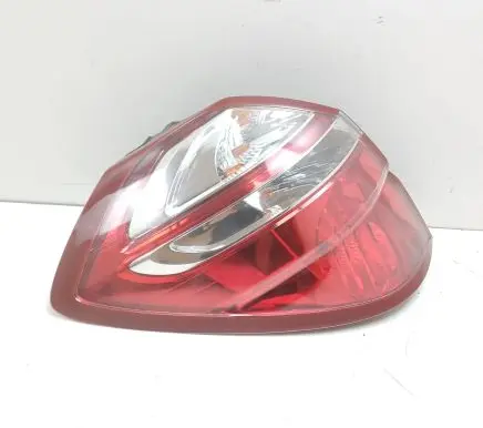 Subaru Outback Rear/tail lights 22020952