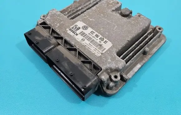 Skoda Octavia Mk2 (1Z) Engine control unit/module ECU 0261S02143 IMPRK1371236