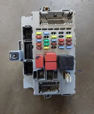 Fiat Idea Fuse module 51774581 51EDR1U2G 501203620010