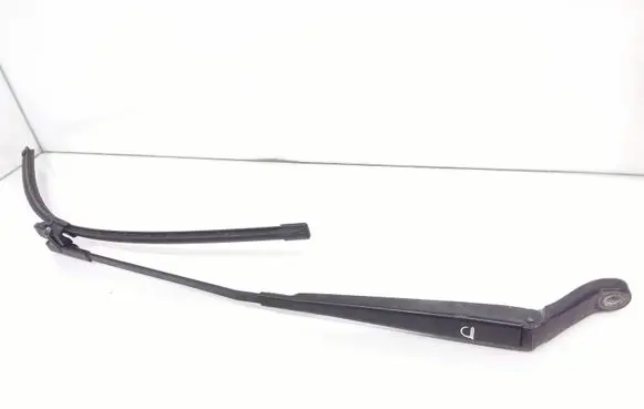 Peugeot 407 Front wiper blade arm DAGCP