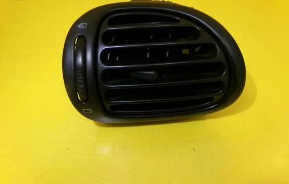 Peugeot 206 Dashboard side air vent grill/cover trim 9632184877