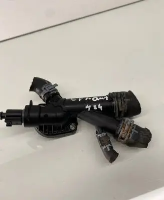 Thermostat/thermostat housing