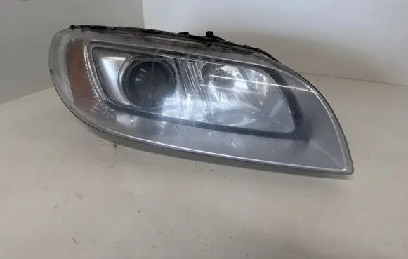 Volvo V70 Headlight/headlamp 31420014 6336600001