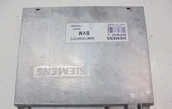 Renault Megane I Engine control unit/module ECU 7700867273
